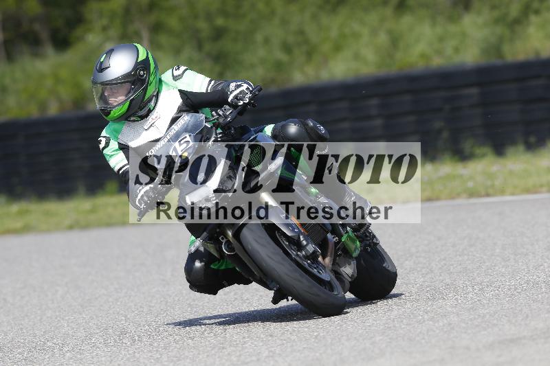 Archiv-2025/09 22.04.2025 Cornu Master School ADR/rot-rouge/15